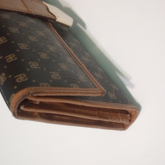 Vintage Paolo Gucci Monogram Wallet - Picture 13 of 16